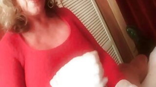 Manis porn artis indon berambut merah bersenang-senang dengan penisku
